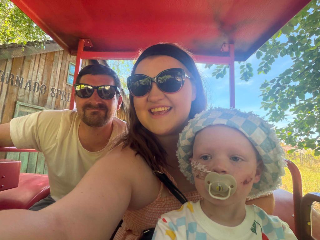 Mum races to raise £625,000 to save her toddler after doctors said the cancer is terminal - she looks so healthy that strangers have no idea she is ill.