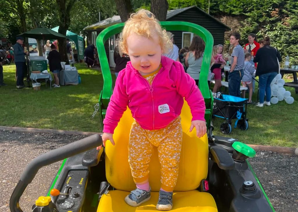 Mum races to raise £625,000 to save her toddler after doctors said the cancer is terminal - she looks so healthy that strangers have no idea she is ill.