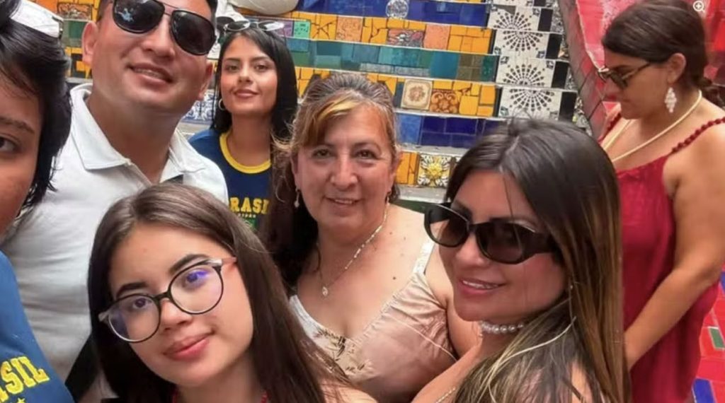 A teen beauty influencer, her mum and gran have been killed in a horror helicopter crash during a dream sightseeing flight over Rio de Janeiro, Brazil, on Saturday.