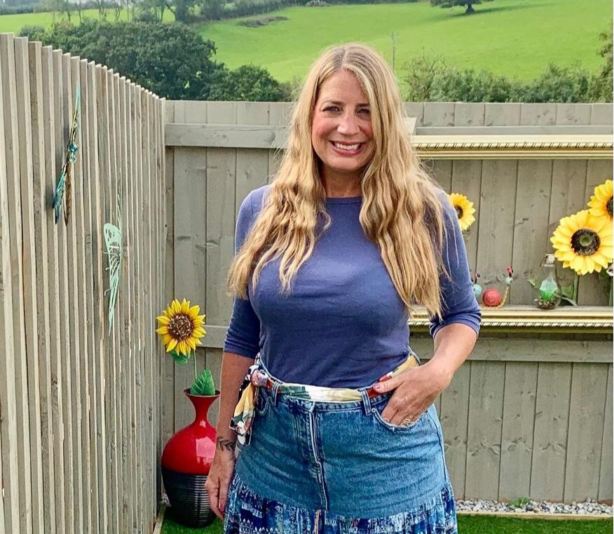 Woman who looked pregnant discovered a 20cm cancerous ovarian tumour was to blame - and after menopause piled on the pounds, a throwback 2010s diet saved her figure.