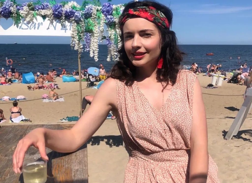 A much-loved soap actress who was also a lawyer and local councillor has died aged 34 after a long battle with illness - with the condition never named publicly.
