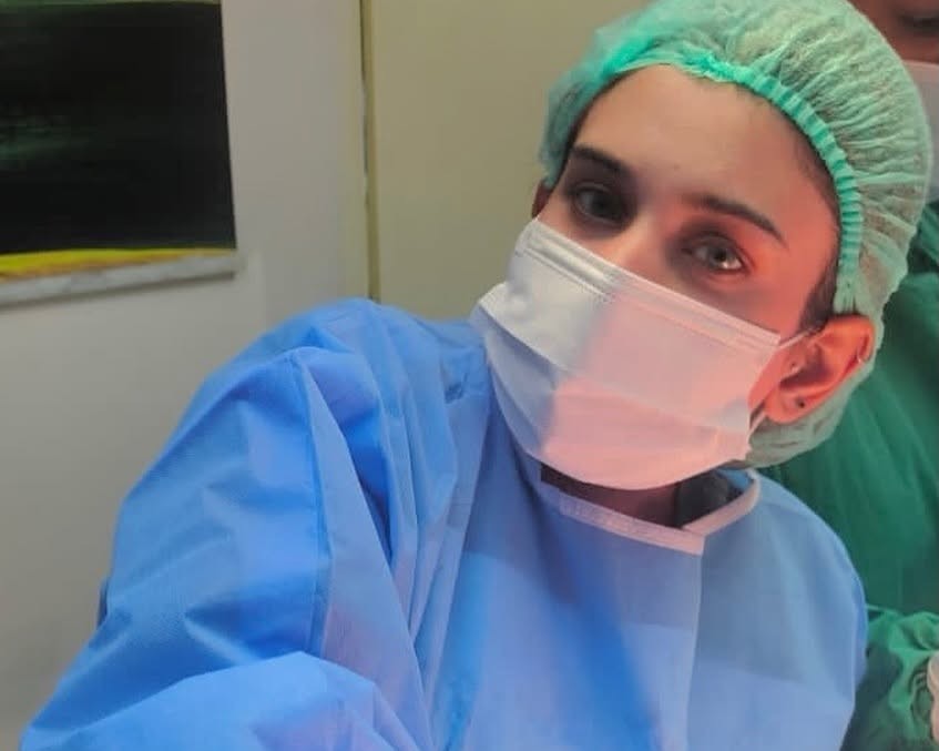 The body of a UK doctor, 34, who died descending a 7,000-metre Pakistani mountain has been recovered - Dr Asma Mushtaq fell ill after reaching the summit in good health.