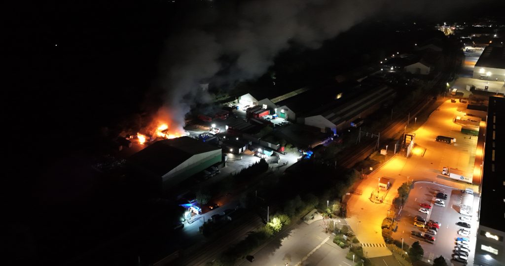 Firefighters battled a huge overnight blaze involving 150 tonnes of batteries at a Thatcham recycling centre as explosions rang out and residents were told to stay indoors.