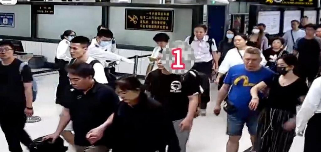 Four women have been caught trying to smuggle 225 "fat jabs" through a border crossing hidden in their socks and pockets - after refusing to make eye contact.