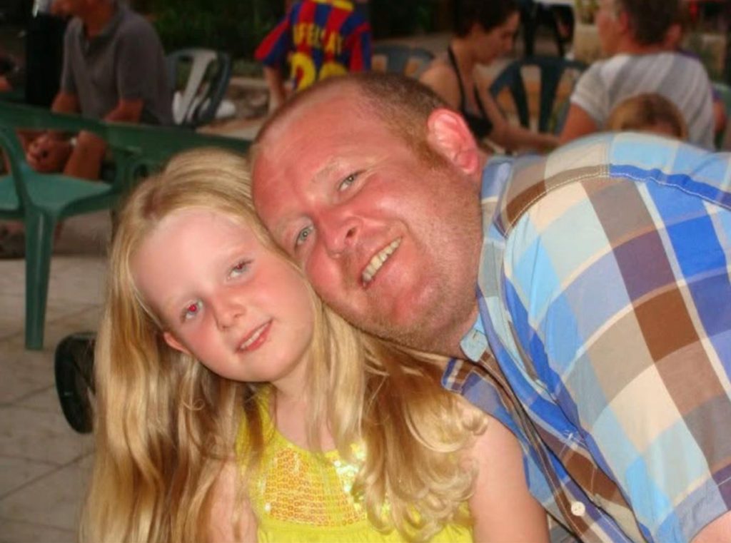 Grieving daughter wants booze banned from delivery apps after her alcoholic dad ordered vodka to his door daily for eight months - before dying aged 52.
