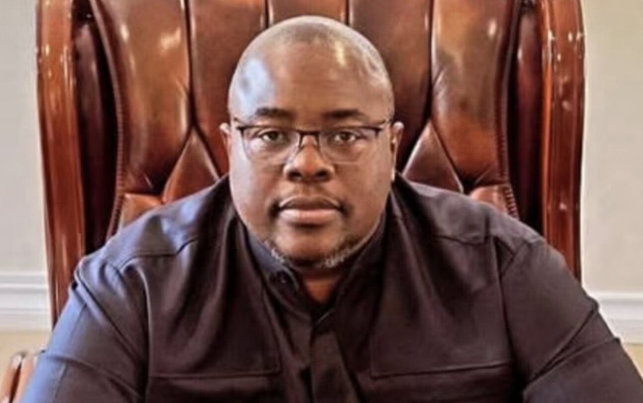 Zimbabwean billionaire Wicknell Chivayo and his wife have been killed in a helicopter crash with six people on board, with authorities confirming there were no survivors.