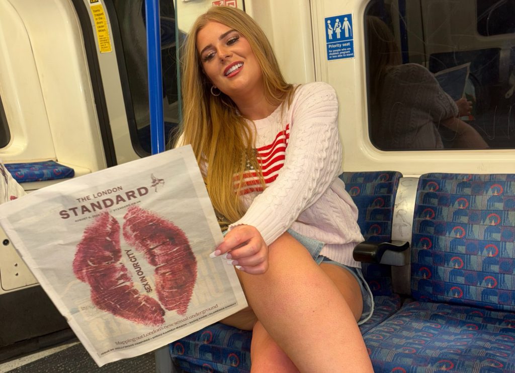 A woman who shed more than 12 stone says losing weight unlocked pretty privilege - with men who knew her at 28st now trying to date her and strangers treating her kinder.