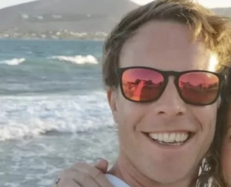 An award-winning classical singer has been left seriously injured after being hit by a high-speed driver while cycling to a performance.