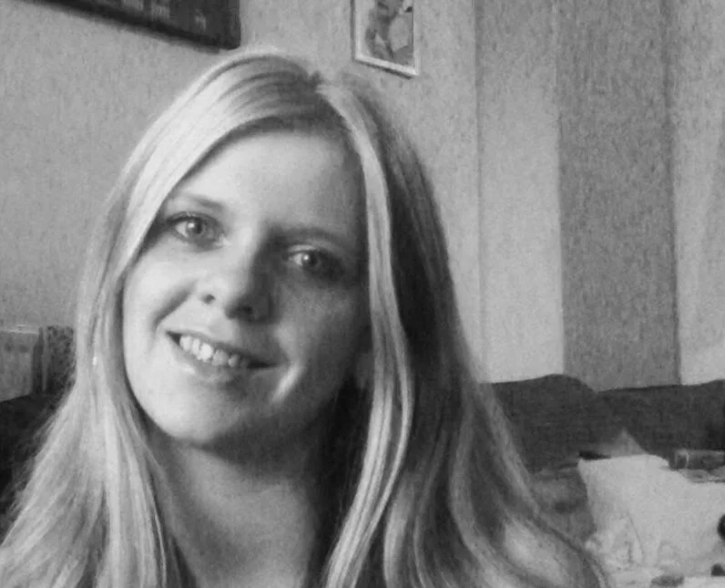 Best friend of pregnant Brit Samantha Natalie Phythian, 35, pays emotional tribute after she was found dead in van fire. Thomas Bell charged with murder.