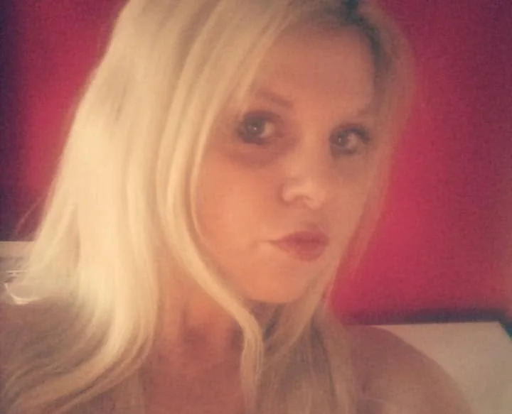 Best friend of pregnant Brit Samantha Natalie Phythian, 35, pays emotional tribute after she was found dead in van fire. Thomas Bell charged with murder.
