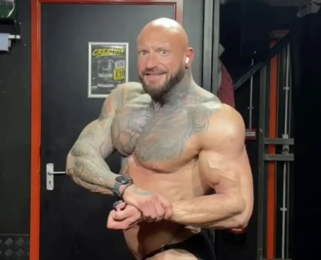 A bodybuilder has died after collapsing on stage during a competition - just one day before his 34th birthday. Mateusz Chmura, 33, was competing in the Classic.