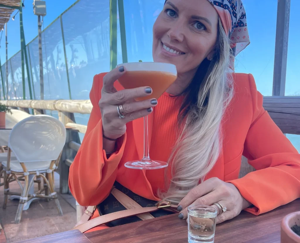 Brit fraudster Jody Pearson who conned pensioners out of millions is finally behind bars in Spain after losing her appeals. She faces 3.5 years in prison.