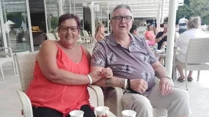 A devoted couple died just 33 hours of each other weeks after celebrating their 53rd wedding anniversary. Doug and Jean Seabridge, from Burton upon Trent.