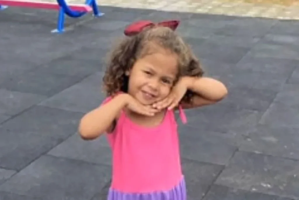 Father, 25, and five-year-old daughter shot dead in car just five days after his release from prison in Brazil. Police investigating revenge killing.