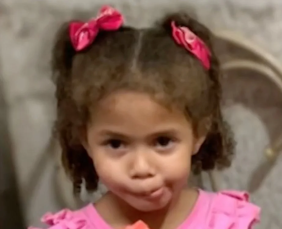 Father, 25, and five-year-old daughter shot dead in car just five days after his release from prison in Brazil. Police investigating revenge killing.