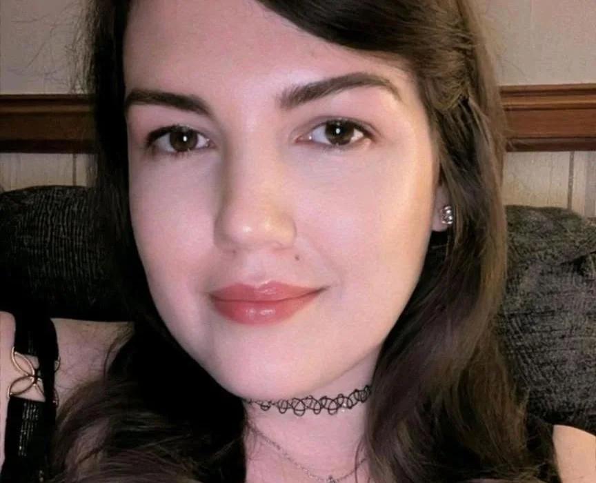 Family of British woman stabbed to death in Florida can't afford to attend murder trial. Sonia Exelby's relatives struggle with travel costs to support each other during proceedings.
