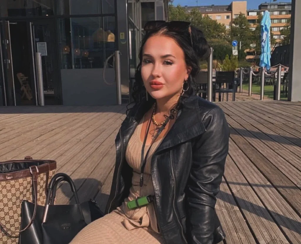 A 23-year-old influencer has died after attempting to take her own life during a livestream. Iida-Sofia Heimonen, known online as Iidasofya, was left fighting for her.