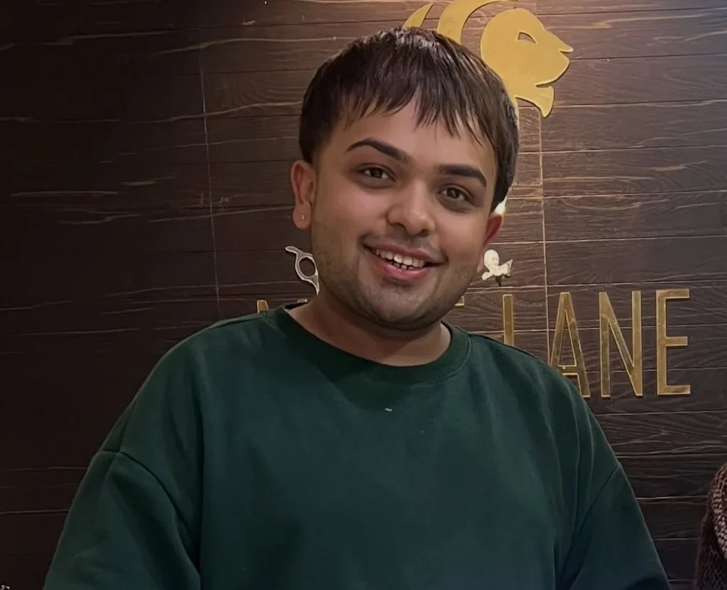 LGBTQ influencer shot dead by two gunmen on motorcycle in India. Madhusudan Sandhu, a make-up artist with 200,000 followers, killed in broad daylight.