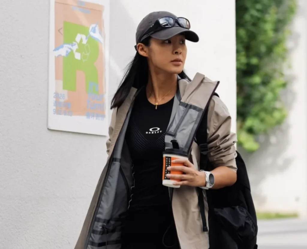 Chinese fitness influencer with 530,000 followers admits riding a bike during Berlin Marathon after claiming a personal best. Sponsor terminates contract - Outrageous.