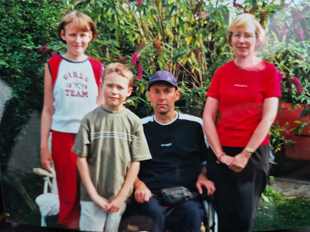 Woman, 36, died from hidden heart condition on school run with no warning signs. Marfan Syndrome often missed in women - her story.