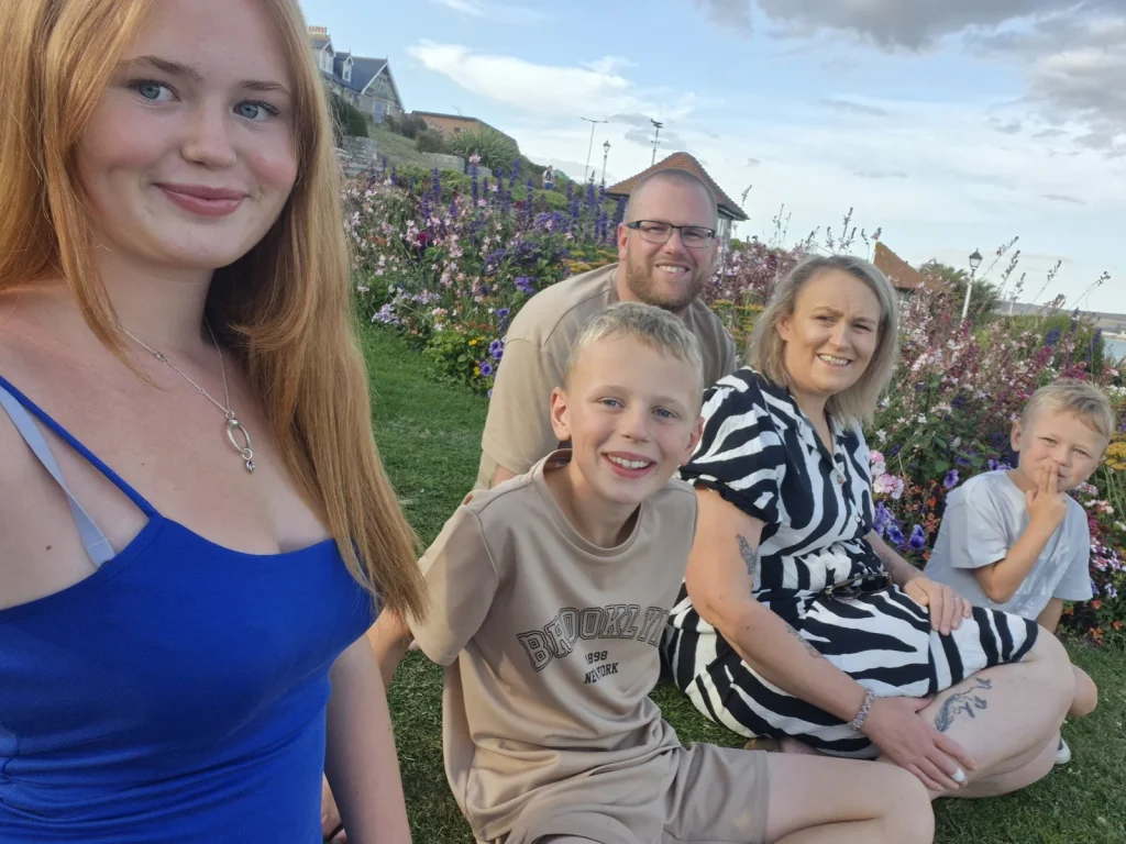 Woman, 36, died from hidden heart condition on school run with no warning signs. Marfan Syndrome often missed in women - her story.