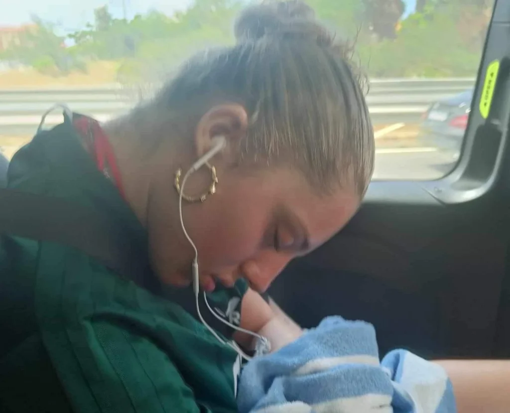Young woman with narcolepsy reveals how she falls asleep anywhere - on dates, toilets, even exams - but faces mockery and accusations of laziness despite real daily dangers.