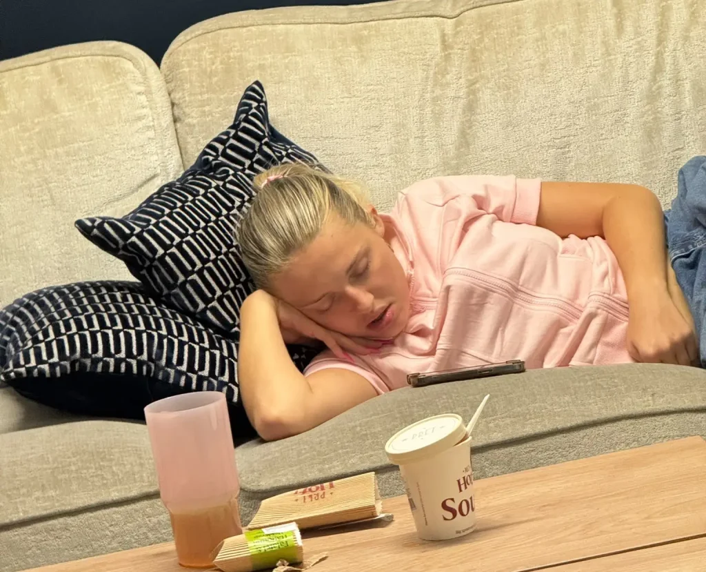 Young woman with narcolepsy reveals how she falls asleep anywhere - on dates, toilets, even exams - but faces mockery and accusations of laziness despite real daily dangers.