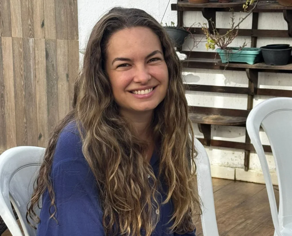 Brazilian actress Lua Maria Blanco dies aged 39 after short battle with advanced intestinal cancer. The Rebelde star passed away surrounded by family.