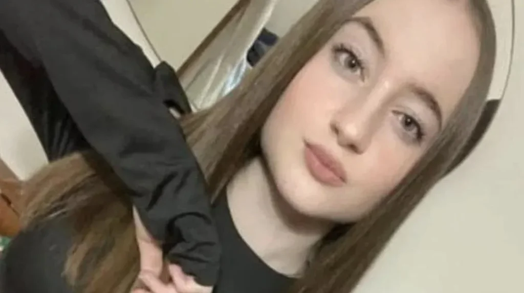 Dad admits affair after wife and 15-year-old daughter die from ricin poisoning in Italy. Police investigate teacher's husband as new details emerge in mystery case.