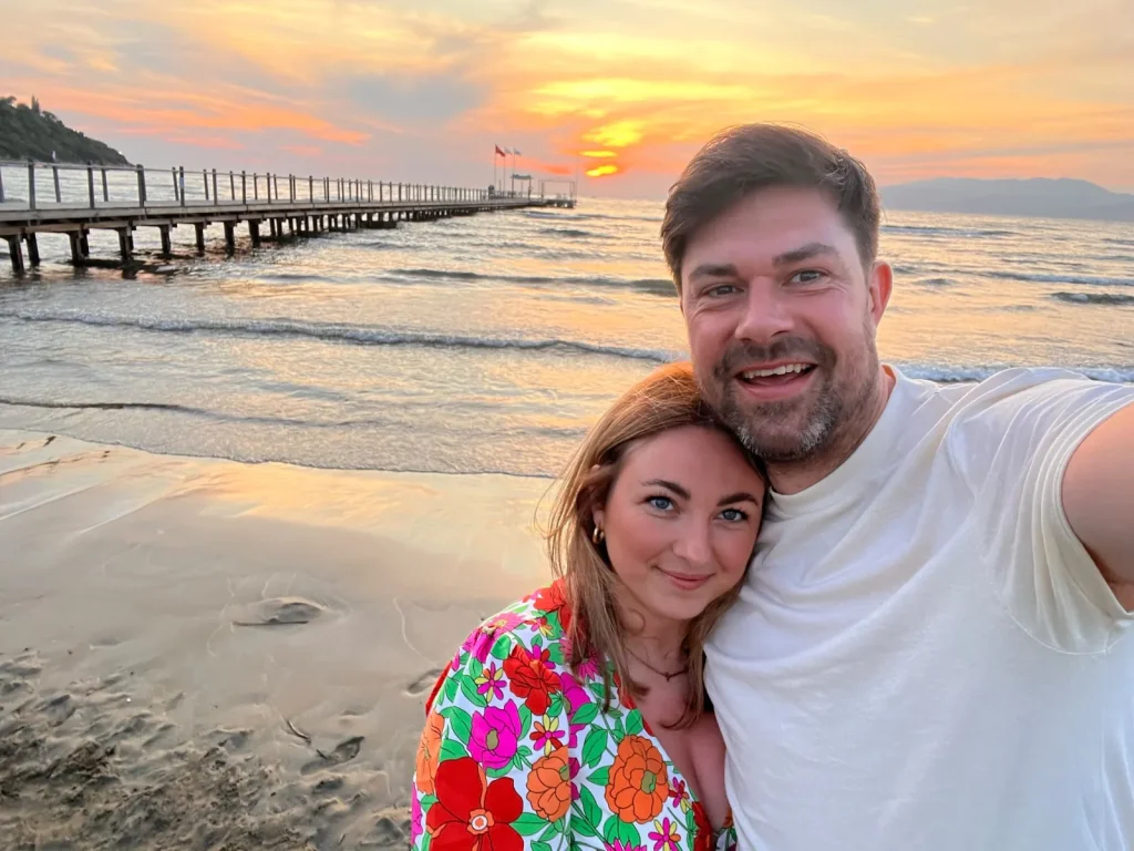 Mum races to raise £60,000 for husband's cancer treatment after heartburn misdiagnosis. Dave, 40, given 6-12 months to live. Family needs £20,000 more.