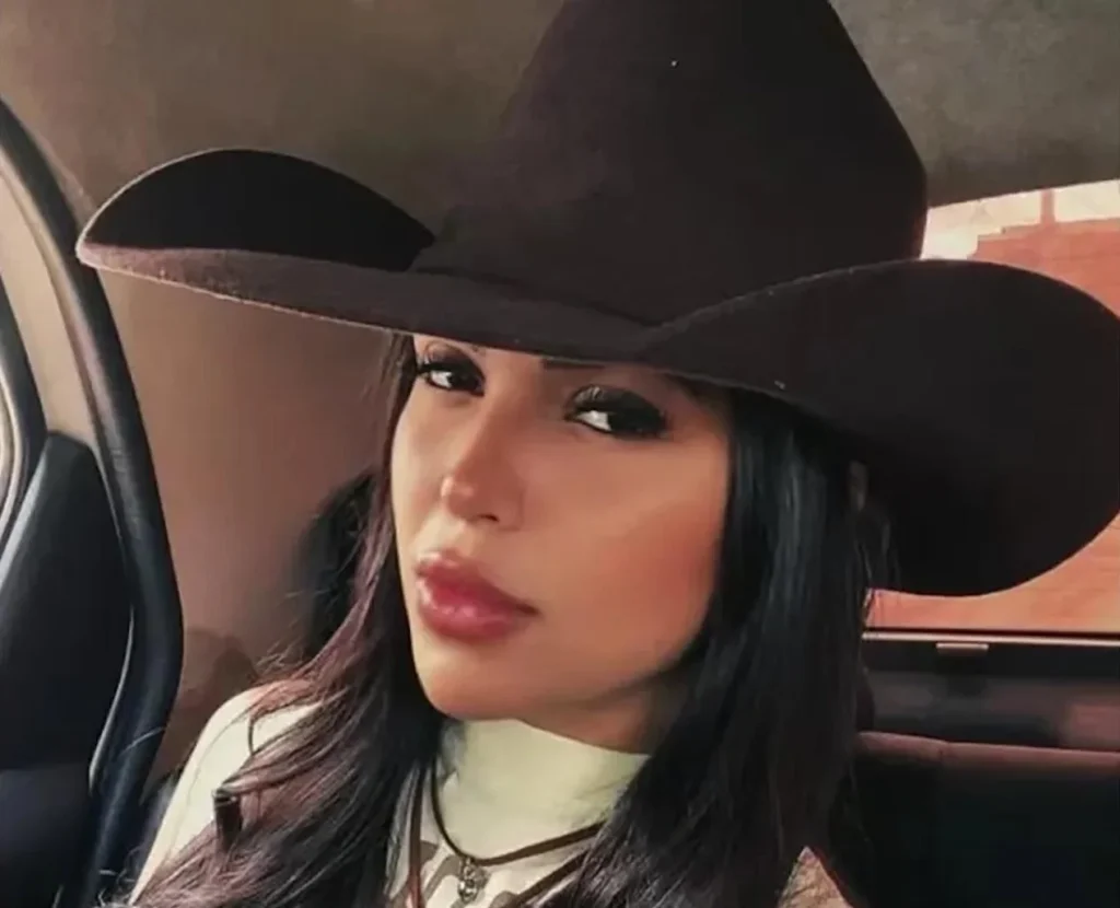 A 27-year-old woman vanishes after getting into a mystery car on a night out in Brazil. Anti-kidnapping officers join the investigation as CCTV footage emerges.